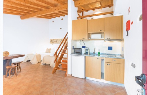 Sao Luis Apartment | Holiday Home 'Vitor Hugo' with Mountain View, Wi-Fi and Air Conditioning