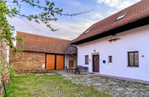 Vlkov House | Holiday Home Vlkov by Interhome