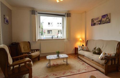 Elsenborn House | Holiday Home with Garden, Heating, Barbecue