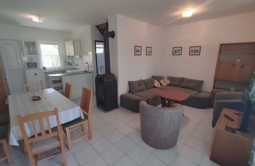 Siofok-Sosto House | Holiday home with air conditioning and wIFI