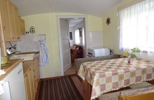 Frydlant House | Holiday home with large garden and outdoor swimming pool