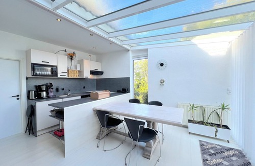 Stevensweert House | Holiday home with stunning water views