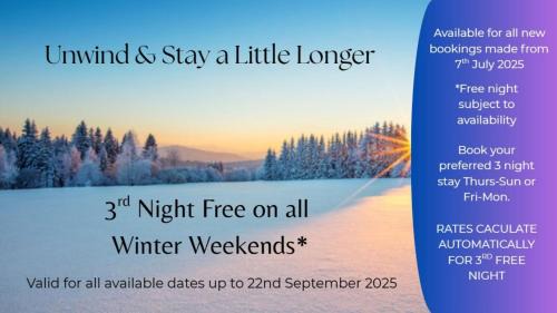 Wamberal House | Holiday Home with Ocean Views Wamberal