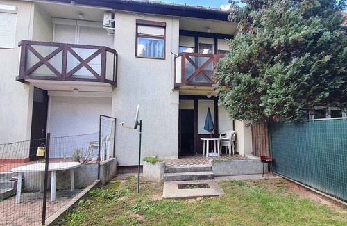 Heviz House | Holiday home with terrace and Internet
