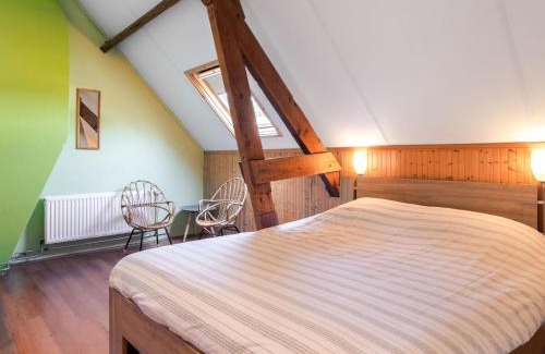 Sint Kruis House | Holiday Home Zeeuws-Vlaanderen by Interhome