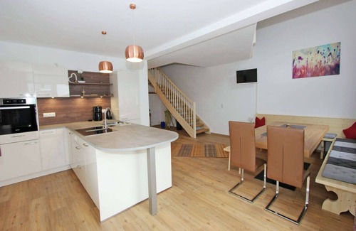 Zell am Ziller House | Holiday Home Zell am Ziller Ski Lift