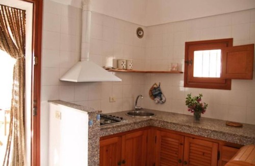 Tracino House | Holiday Home "Ziloto" with Sea View, Terrace & Wi-Fi
