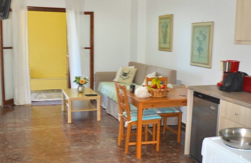 Corfu House | Holiday homes on Corfu "Angelos" on Agios Gordios beach