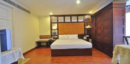 North Paravur Hotel | Holiday Hotel