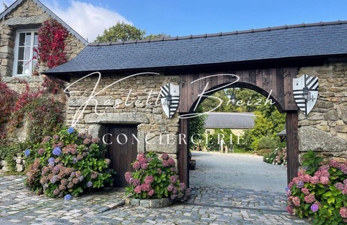 Saint-Gilles-Pligeaux House | Holiday house St Nicolas du Pélem for 1 - 2 persons with 1 bedroom - Holiday house