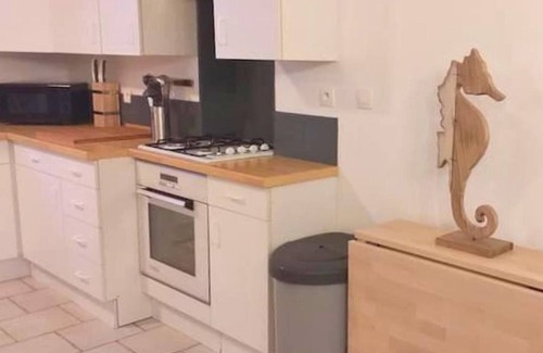 Plounevez-Lochrist House | Holiday house Plounévez Lochrist for 1 - 15 persons with 7 bedrooms - Holiday house