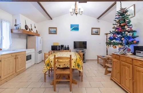 Arces House | Holiday house Arces for 1 - 6 persons with 2 bedrooms - Row house
