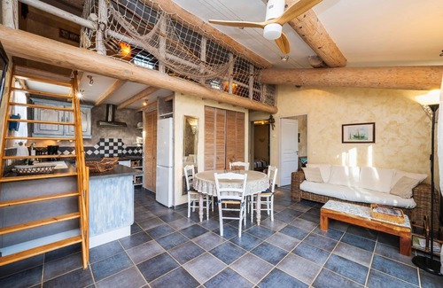 Aups House | Holiday house Aups for 1 - 4 persons with 2 bedrooms - Row house