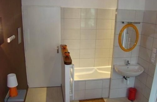 Belleville-en-Beaujolais Other | Holiday house Belleville for 1 - 14 persons with 5 bedrooms - Farmhouse