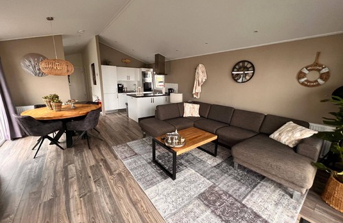 Bovenkarspel House | Holiday house Bovenkarspel for 1 - 4 persons with 3 bedrooms - Holiday home