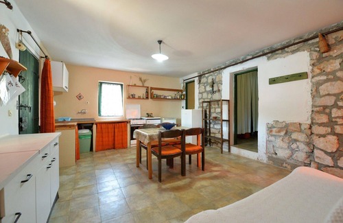 Kornati House | Holiday house Dragišina for 2 - 4 persons with 2 bedrooms - Row house