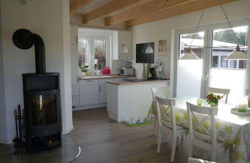 Sievern Apartment | Holiday house house by the lake