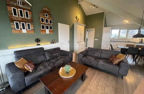Makkum House | Holiday house Makkum FR for 1 - 7 persons with 3 bedrooms - Holiday house