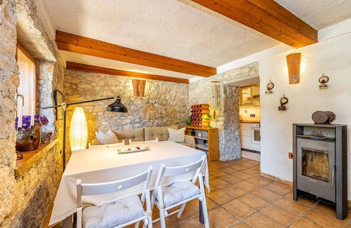 Sveti Vid Dobrinjski House | Holiday house NATURA with pool