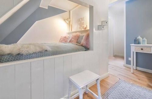 Karden House | Holiday house Treis-Karden for 1 - 12 persons with 6 bedrooms - Holiday home