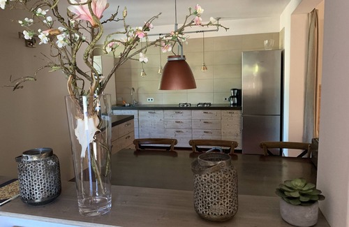 Volterra House | Holiday house with private pool and fenced garden