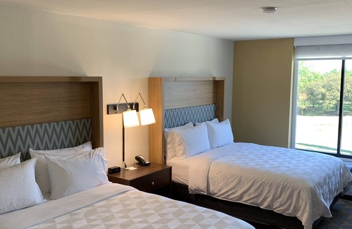 Broadmoor Hotel | Holiday Inn Baton Rouge-South by IHG