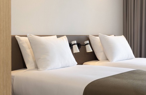 Strijp Hotel | Holiday Inn Eindhoven Airport by IHG