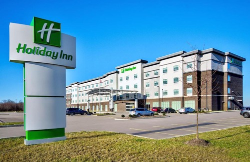 Erie Hotel | Holiday Inn - Erie by IHG