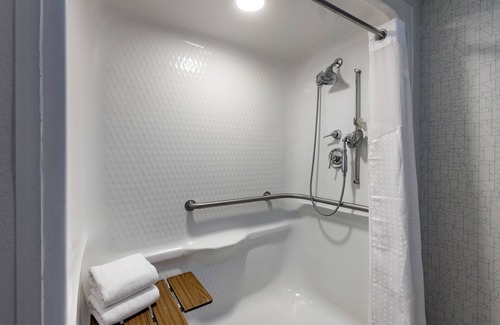 Gastonia Hotel | Holiday Inn Express Charlotte West - Gastonia by IHG.