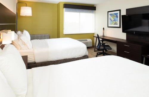 Dent Hotel | Holiday Inn Express Cincinnati West by IHG