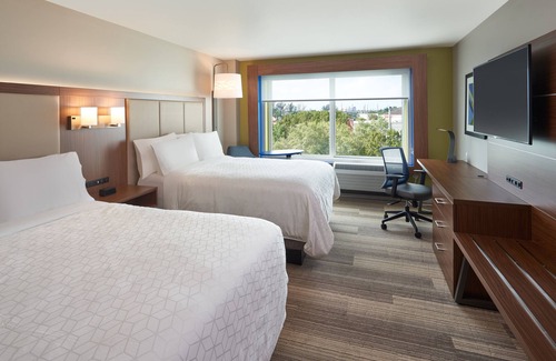 Doral Hotel | Holiday Inn Express Doral Miami by IHG