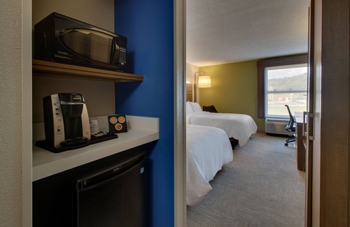 Horse Cave Hotel | Holiday Inn Express Horse Cave by IHG