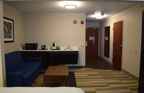 Sparta Hotel | Holiday Inn Express Hotel & Suites Sparta by IHG