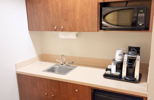 Uptown Hotel | Holiday Inn Express Hotel & Suites Portland-NW Downtown by IHG