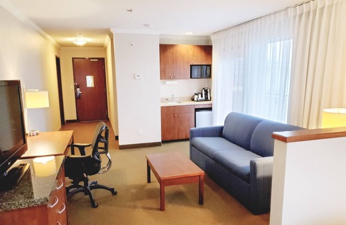Uptown Hotel | Holiday Inn Express Hotel & Suites Portland-NW Downtown by IHG
