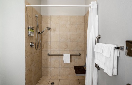 Tell City Hotel | Holiday Inn Express Hotel & Suites Tell City by IHG