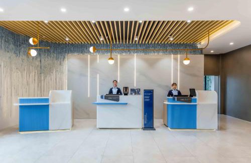 Jianghai Qu Hotel | Holiday Inn Express Jiangmen East Station by IHG