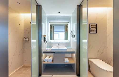 Nanjing Hotel | Holiday Inn Express Nanjing Riverside by IHG