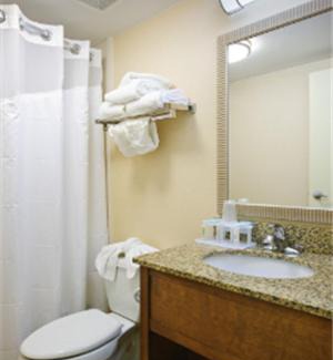 Essington Hotel | Holiday Inn Express Philadelphia Airport by IHG
