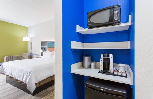 Plymouth Hotel | Holiday Inn Express Plymouth by IHG