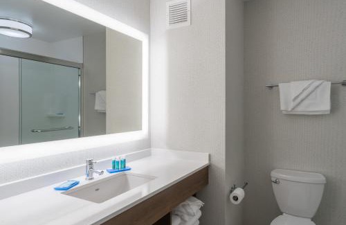 Radcliff Hotel | Holiday Inn Express Radcliff Fort Knox by IHG