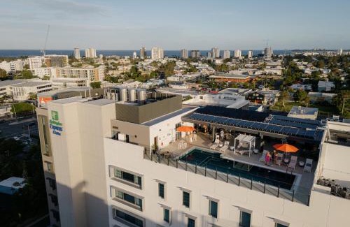 Maroochydore Hotel | Holiday Inn Express & Suites Sunshine Coast by IHG