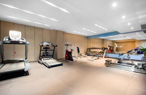 Luohu Hotel | Holiday Inn Express Shenzhen Dongmen by IHG
