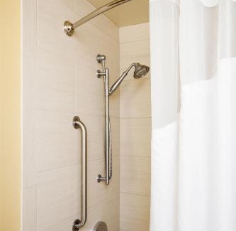 Simi Valley Hotel | Holiday Inn Express Simi Valley by IHG