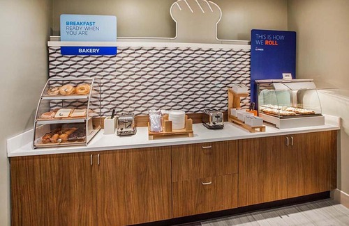 Bryant Pattengill East Hotel | Holiday Inn Express & Suites - Ann Arbor - University South by IHG