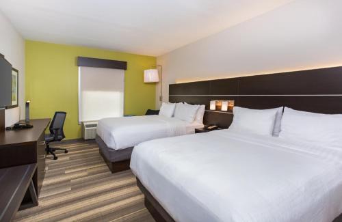 Morristown Hotel | Holiday Inn Express & Suites Morristown by IHG
