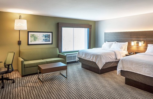 Elkhorn Hotel | Holiday Inn Express & Suites West Omaha - Elkhorn by IHG