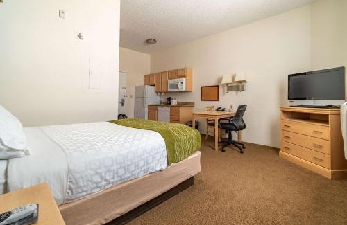 Meridian Hotel | Holiday Inn Express & Suites Englewood - Denver South by IHG