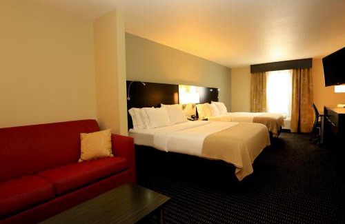 Marion Hotel | Holiday Inn Express & Suites Marion Northeast by IHG