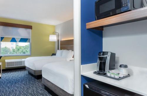 Miramar Hotel | Holiday Inn Express & Suites - Miramar by IHG